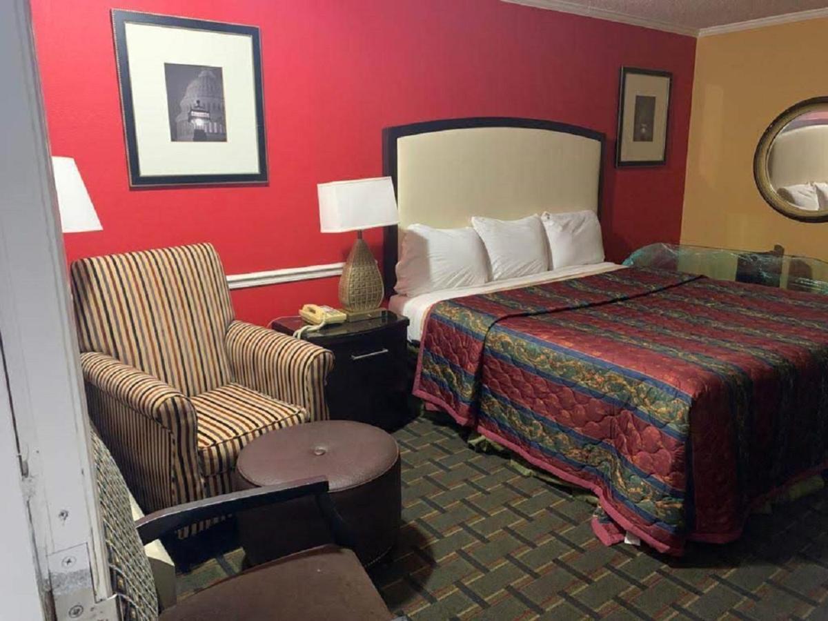 Stay Express Inn & Suites Demopolis Buitenkant foto