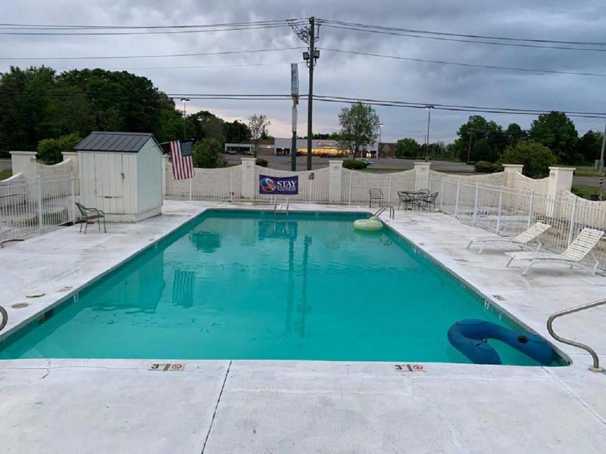 Stay Express Inn & Suites Demopolis Buitenkant foto